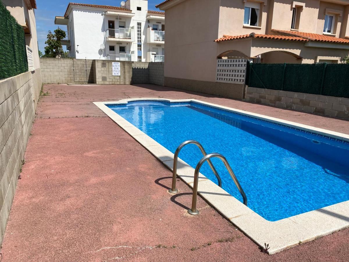 Casa A L'Escala, Piscina Comunitaria, Mallols Екстериор снимка